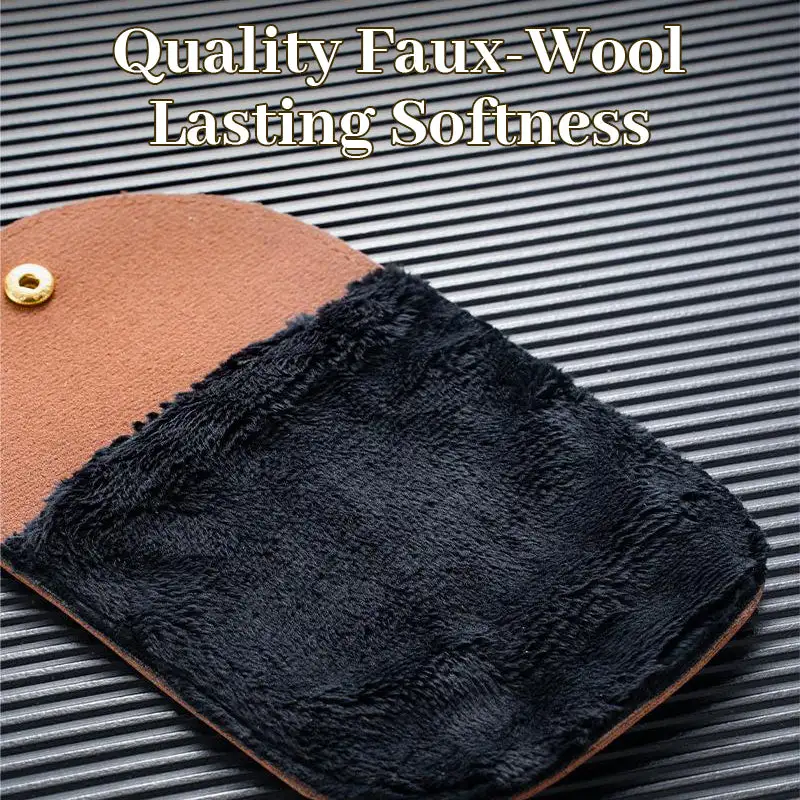 QIAWI™ Faux-Wool Polishing Glove